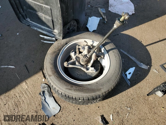 2018 Chevrolet Equinox LT z VIN 3GNAXSEV1JS575564, wystawiony jako Copart lot #44352285 z przebiegiem 126 060 mil mil oraz Szkoda całkowita • Salvage title. Historia ofert i sprzedaży dostępna na DreamBid. Obrazek 15.