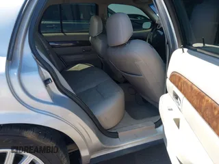 2009 Mercury Grand Marquis LS with VIN 2MEHM75V89X608365, listed as a IAAI auction lot 42055538 with Not Provided miles. Bid and sale history available at carsss.com. Image 8.