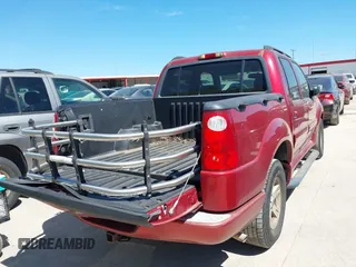 2005 Ford Explorer Sport Trac XLS с VIN 1FMZU67K05UA70874, выставлен на аукционе IAAI как лот 42827748 с пробегом Не указан миль и . История ставок и продаж доступна на DreamBid. Изображение 4.