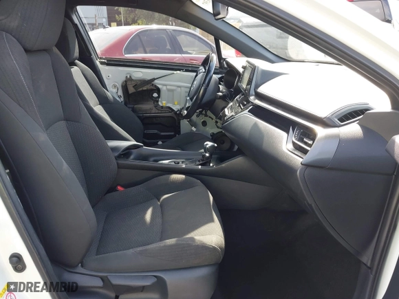 2018 Toyota C-HR XLE with VIN NMTKHMBX4JR049041, listed as a IAAI auction lot 42038397 with 74,930 mi miles. Bid and sale history available at carsss.com. Image 5.