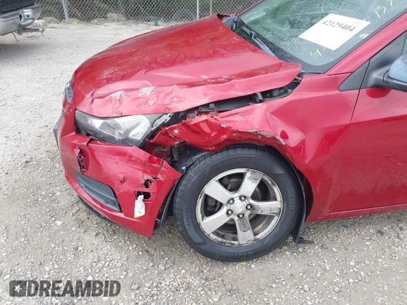 2014 Chevrolet Cruze 1LT with VIN 1G1PC5SB2E7357639, listed as a IAAI auction lot 42129404 with 154,174 mi miles and . Bid and sale history available at DreamBid. Image 6.