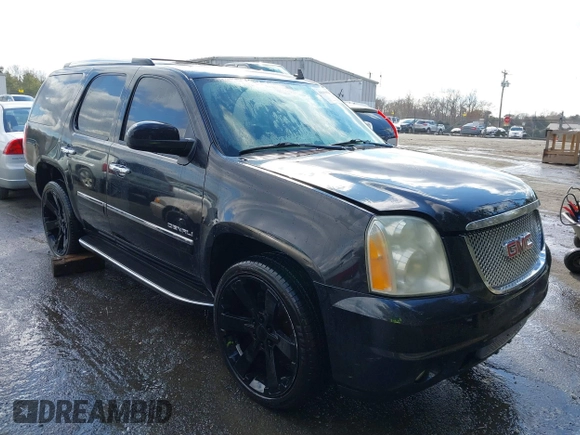 2011 GMC Yukon Denali with VIN 1GKS2EEF6BR257194, listed as a IAAI auction lot 41619864 with 183,057 mi miles. Bid and sale history available at carsss.com. Image 1.