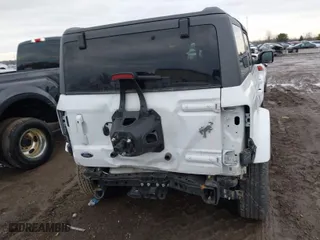 2022 Ford Bronco with VIN 1FMDE5BH3NLB46428, listed as a IAAI auction lot 41712299 with 35,930 mi miles. Bid and sale history available at carsss.com. Image 16.