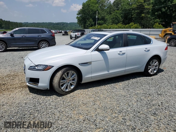 2016 Jaguar XF 35t Premium with VIN SAJBD4BV0GCY09358, listed as a Copart auction lot 62631775 with 44,722 mi miles and Salvage title. Bid and sale history available at DreamBid. Image 1.