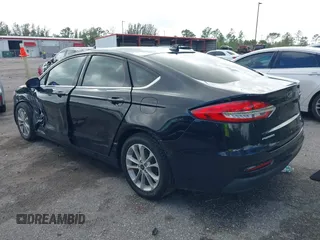2020 Ford Fusion SE with VIN 3FA6P0HDXLR170082, listed as a IAAI auction lot 40743626 with 53,055 mi miles. Bid and sale history available at carsss.com. Image 3.