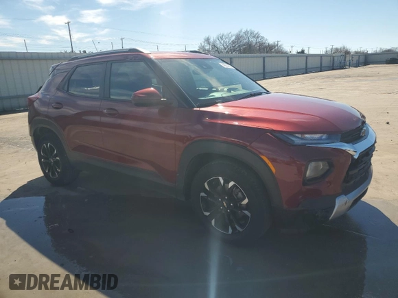 2022 Chevrolet TrailBlazer LT with VIN KL79MPSL4NB082836, listed as a Copart auction lot 46804885 with 80,293 mi miles and Salvage Title. Bid and sale history available at DreamBid. Image 4.