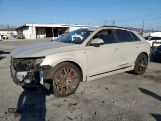 2023 Audi Q8 Prestige z VIN WA1FVBF15PD025741, wystawiony jako Copart lot #47022145 z przebiegiem 6 341 mil mil oraz Szkoda całkowita • Salvage title. Historia ofert i sprzedaży dostępna na DreamBid. Obrazek 1.
