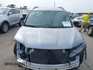 2019 Honda Passport Elite with VIN 5FNYF8H08KB018545, listed as a IAAI auction lot 41923505 with 31,249 mi miles and . Bid and sale history available at carsss.com. Image 12.