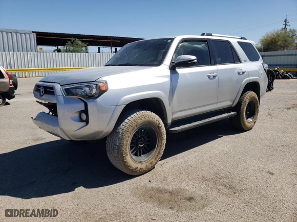 2020 Toyota 4Runner SR5 with VIN JTEBU5JR5L5776912, listed as a Copart auction lot 50933113 with 84,455 mi miles. Bid and sale history available at carsss.com. Image 1.