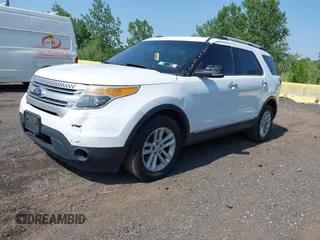 2013 Ford Explorer XLT z VIN 1FM5K7D8XDGB55639, wystawiony jako IAAI lot #42411258 z przebiegiem 321 720 mil mil oraz . Historia ofert i sprzedaży dostępna na DreamBid. Obrazek 2.