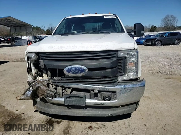 2018 Ford Super Duty F-250 SRW XL with VIN 1FT7W2B67JEB63260, listed as a Copart auction lot 46824805 with 128,347 mi miles and Salvage Title. Bid and sale history available at carsss.com. Image 11.