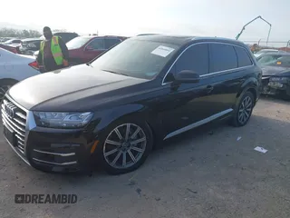2018 Audi Q7 Premium Plus z VIN WA1LAAF75JD054810, wystawiony jako IAAI lot #42049892 z przebiegiem 43 297 mil mil oraz . Historia ofert i sprzedaży dostępna na DreamBid. Obrazek 2.