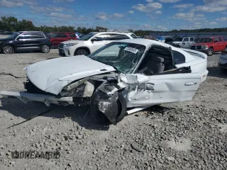 1998 Ford Mustang z VIN 1FAFP4045WF260082, wystawiony jako Copart lot #72363433 z przebiegiem 38 643 mil mil oraz Szkoda całkowita • Salvage title. Historia ofert i sprzedaży dostępna na DreamBid. Obrazek 1.