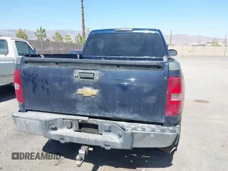 2011 Chevrolet Silverado 1500 LT with VIN 1GCPKSE34BF135232, listed as a IAAI auction lot 41985738 with 260,073 mi miles. Bid and sale history available at carsss.com. Image 15.