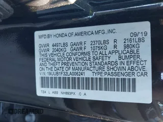 2020 Acura TLX with VIN 19UUB1F32LA006241, listed as a IAAI auction lot 41339765 with 61,174 mi miles. Bid and sale history available at carsss.com. Image 9.