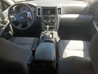 2010 Jeep Grand Cherokee Laredo with VIN 1J4PR4GK8AC120965, listed as a Copart auction lot 50420995 with 108,651 mi miles and Clean Title. Bid and sale history available at carsss.com. Image 8.