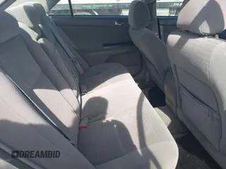 2006 Toyota Camry STD z VIN 4T1BE30K66U730117, wystawiony jako IAAI lot #41885289 z przebiegiem 201 541 mil mil oraz . Historia ofert i sprzedaży dostępna na DreamBid. Obrazek 8.