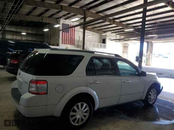 2008 Ford Taurus X Limited z VIN 1FMDK03W18GA17707, wystawiony jako Copart lot #85287524 z przebiegiem 121 231 mil mil oraz Nie do naprawy • Non repairable. Historia ofert i sprzedaży dostępna na DreamBid. Obrazek 3.