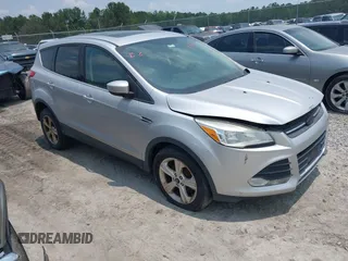 2013 Ford Escape SE с VIN 1FMCU0GXXDUB51801, выставлен на аукционе IAAI как лот 42421101 с пробегом 90 491 миль миль и . История ставок и продаж доступна на DreamBid. Изображение 1.