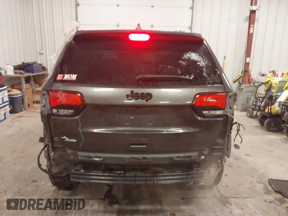 2018 Jeep Grand Cherokee Laredo E with VIN 1C4RJFAG6JC499261, listed as a IAAI auction lot 41033418 with 67,554 mi miles and . Bid and sale history available at DreamBid. Image 16.
