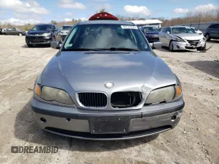 2004 BMW 3 Series 325xi with VIN WBAEU334X4PM60979, listed as a Copart auction lot 48737695 with 145,364 mi miles and Clean title. Bid and sale history available at DreamBid. Image 5.