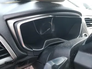 2017 Ford Fusion SE z VIN 3FA6P0HD1HR312200, wystawiony jako Copart lot #82823184 z przebiegiem Nie podano mil oraz Szkoda całkowita • Salvage title. Historia ofert i sprzedaży dostępna na DreamBid. Obrazek 9.