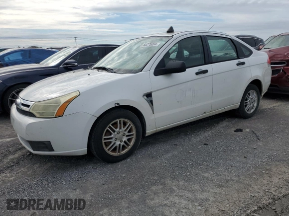 2008 Ford Focus SE z VIN 1FAHP35N18W246817, wystawiony jako Copart lot #68275004 z przebiegiem 261 765 mil mil oraz Czysty tytuł • Clean title. Historia ofert i sprzedaży dostępna na DreamBid. Obrazek 1.
