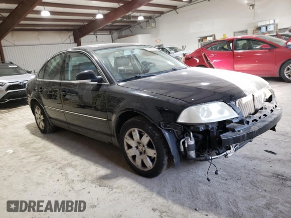 2005 Volkswagen Passat GLS with VIN WVWAD63B05E081309, listed as a Copart auction lot 43903625 with 151,076 mi miles and Salvage title. Bid and sale history available at DreamBid. Image 4.