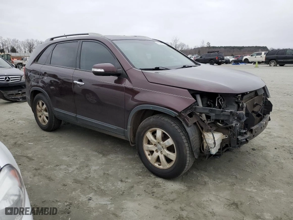2013 Kia Sorento LX with VIN 5XYKT3A60DG370000, listed as a Copart auction lot 43350675 with 160,857 mi miles and Salvage Title. Bid and sale history available at carsss.com. Image 4.