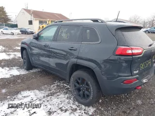 2018 Jeep Cherokee Trailhawk с VIN 1C4PJMBX7JD603048, выставлен на аукционе IAAI как лот 41399800 с пробегом Не указан миль и . История ставок и продаж доступна на DreamBid. Изображение 13.