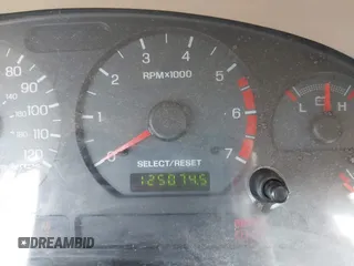2004 Ford Mustang Deluxe with VIN 1FAFP446X4F187154, listed as a IAAI auction lot 42068363 with 125,074 mi miles. Bid and sale history available at carsss.com. Image 7.