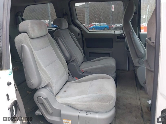 2004 Ford Freestar Wagon SES with VIN 2FMZA57604BA08613, listed as a IAAI auction lot 41712298 with NaN miles. Bid and sale history available at carsss.com. Image 8.