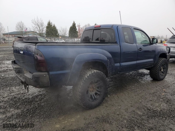 2005 Toyota Tacoma with VIN 5TEUU42NX5Z041121, listed as a Copart auction lot 83841474 with 220,040 mi miles and Salvage Title. Bid and sale history available at carsss.com. Image 3.