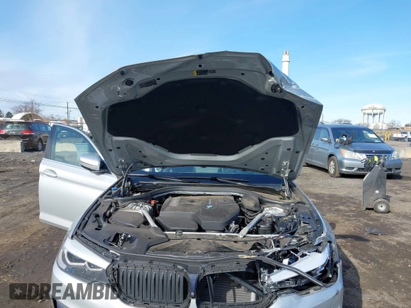 2019 BMW 5 Series 530i xDrive with VIN WBAJA7C57KWC77780, listed as a IAAI auction lot 41511124 with 35,696 mi miles. Bid and sale history available at carsss.com. Image 10.