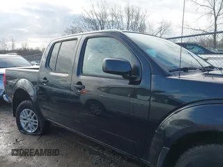 2019 Nissan Frontier SV z VIN 1N6AD0EV9KN723149, wystawiony jako IAAI lot #41978525 z przebiegiem 86 415 mil mil oraz . Historia ofert i sprzedaży dostępna na DreamBid. Obrazek 14.