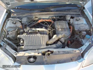 2003 Honda Civic Hybrid with VIN JHMES956X3S019115, listed as a IAAI auction lot 41214960 with 303,472 mi miles. Bid and sale history available at carsss.com. Image 10.