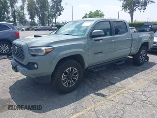 2022 Toyota Tacoma SR5 with VIN 3TMBZ5DN1NM035572, listed as a IAAI auction lot 42083925 with 82,596 mi miles and . Bid and sale history available at DreamBid. Image 20.