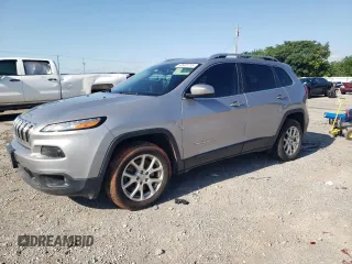 2018 Jeep Cherokee Latitude Plus with VIN 1C4PJLLB5JD519064, listed as a Copart auction lot 60925715 with 161,999 mi miles and Salvage title. Bid and sale history available at DreamBid. Image 1.