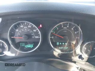 2016 Jeep Wrangler Unlimited Sport с VIN 1C4BJWDG7GL309344, выставлен на аукционе IAAI как лот 41107724 с пробегом 98 479 миль миль и . История ставок и продаж доступна на DreamBid. Изображение 7.