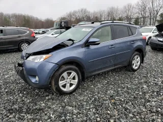 2013 Toyota RAV4 XLE with VIN JTMRFREV4DD046637, listed as a Copart auction lot 51942395 with 81,276 mi miles and Clean Title. Bid and sale history available at carsss.com. Image 1.