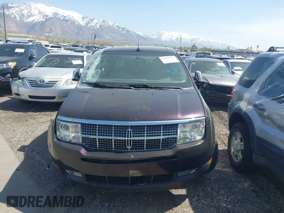 2007 Lincoln MKX with VIN 2LMDU88C47BJ35221, listed as a IAAI auction lot 41974785 with 160,257 mi miles. Bid and sale history available at carsss.com. Image 13.