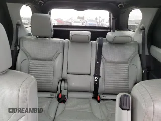 2017 Land Rover Discovery HSE Luxury with VIN SALRHBBV8HA030804, listed as a Copart auction lot 77571844 with 69,394 mi miles and Salvage Title. Bid and sale history available at DreamBid. Image 10.