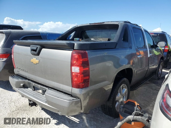 2012 Chevrolet Avalanche LT with VIN 3GNMCFE0XCG308840, listed as a Copart auction lot 76900064 with 180,498 mi miles and Non Repairable. Bid and sale history available at carsss.com. Image 3.