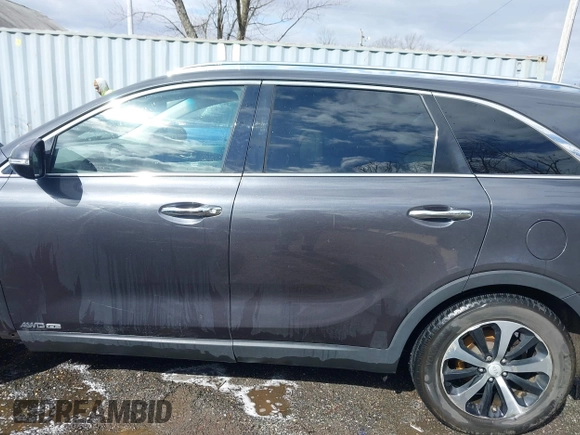 2016 Kia Sorento EX with VIN 5XYPHDA54GG129890, listed as a IAAI auction lot 41689416 with 72,075 mi miles. Bid and sale history available at carsss.com. Image 15.
