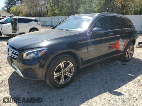 2019 Mercedes-Benz GLC 300 z VIN WDC0G4KB0KF634825, wystawiony jako Copart lot #50139445 z przebiegiem 62 221 mil mil oraz Szkoda całkowita • Salvage title. Historia ofert i sprzedaży dostępna na DreamBid. Obrazek 1.