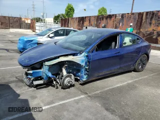 2025 Tesla Model 3 Long Range z VIN 5YJ3E1EB0SF885612, wystawiony jako Copart lot #52812275 z przebiegiem 11 003 mil mil oraz Szkoda całkowita • Salvage title. Historia ofert i sprzedaży dostępna na DreamBid. Obrazek 1.