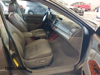 2005 Toyota Camry LE with VIN 4T1BF30K15U591137, listed as a IAAI auction lot 41681990 with 231,555 mi miles and . Bid and sale history available at DreamBid. Image 5.