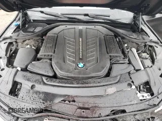 2018 BMW 7 Series M760i xDrive with VIN WBA7H6C5XJG614982, listed as a Copart auction lot 67186313 with 0 mi miles. Bid and sale history available at carsss.com. Image 12.