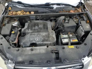 2006 Toyota RAV4 Limited with VIN JTMBK31V766000422, listed as a Copart auction lot 49972535 with 397,230 mi miles and Clean Title. Bid and sale history available at carsss.com. Image 12.