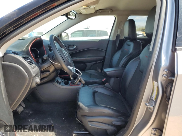 2019 Jeep Compass Trailhawk with VIN 3C4NJDDB2KT739673, listed as a Copart auction lot 50706385 with 106,987 mi miles and Non Repairable. Bid and sale history available at DreamBid. Image 7.